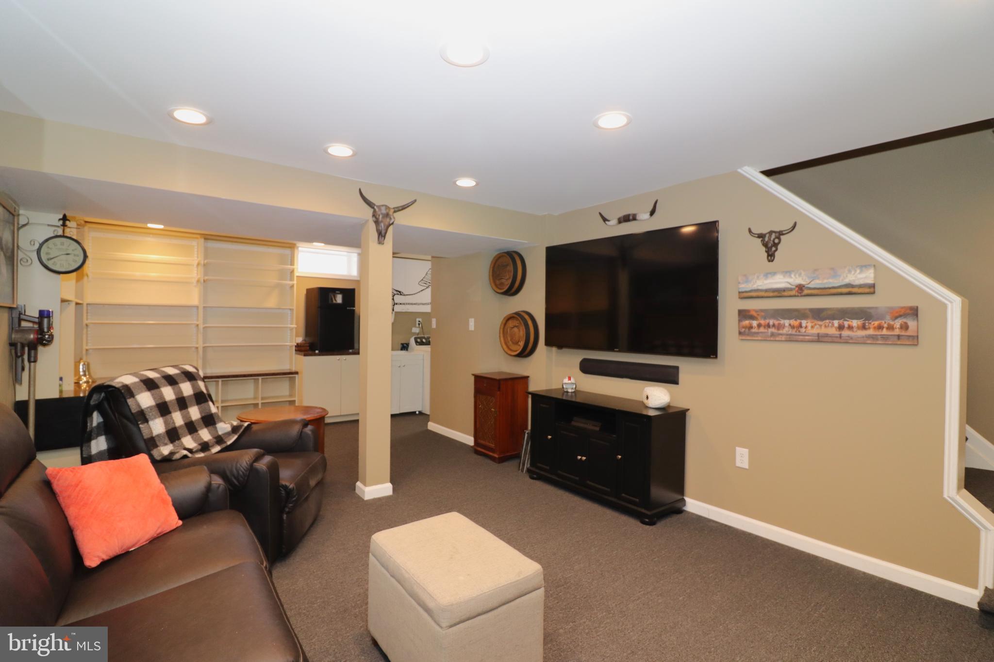 WINDSOR PLACE - Residential