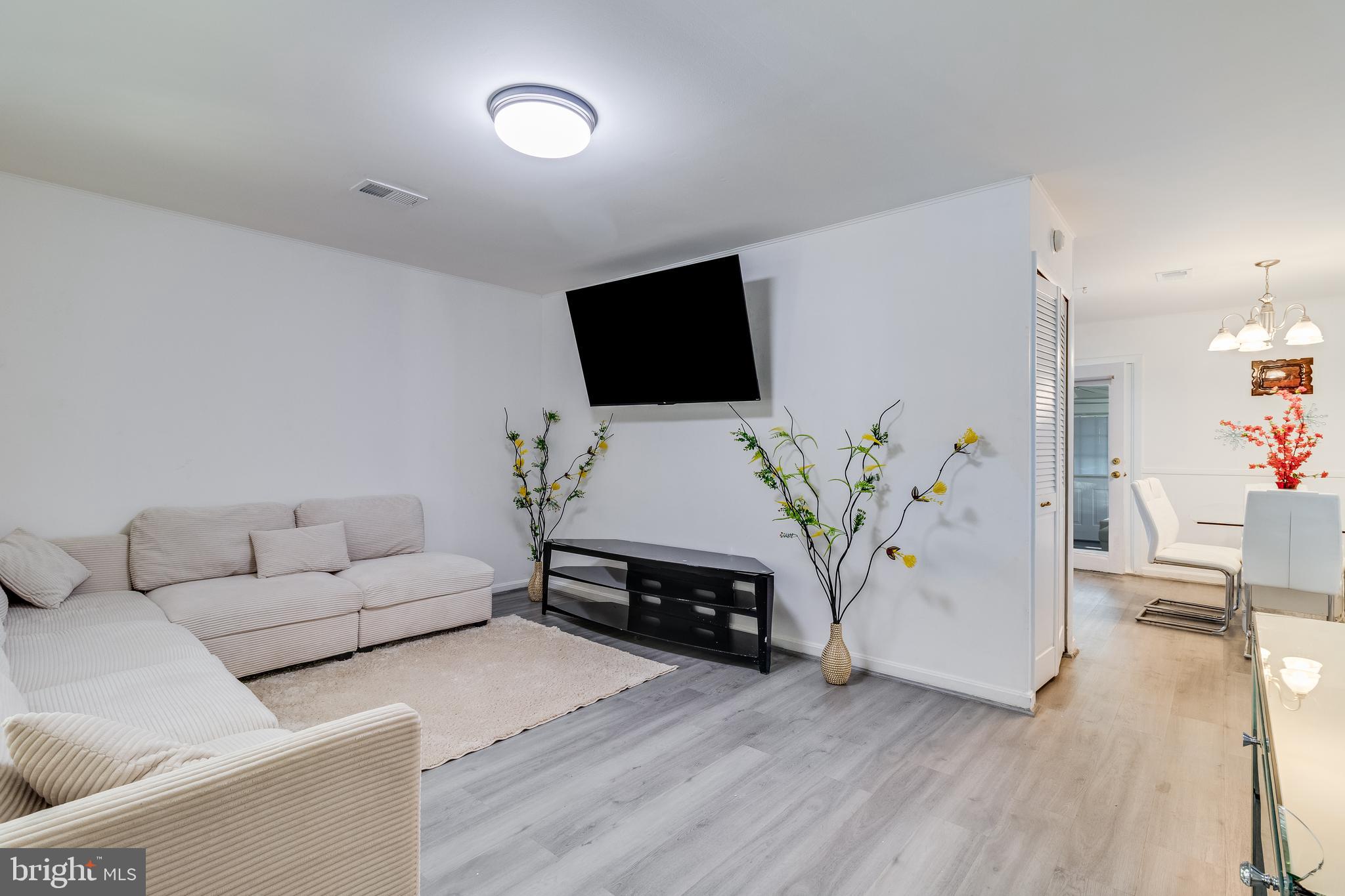 CARRINGTON - Residential Lease