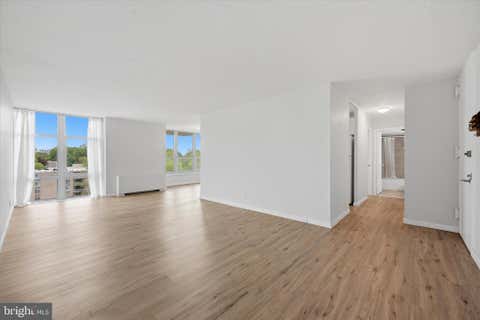Condo For Sale - 3600 Conshohocken Avenue #702<br/> PHILADELPHIA, PA 19131