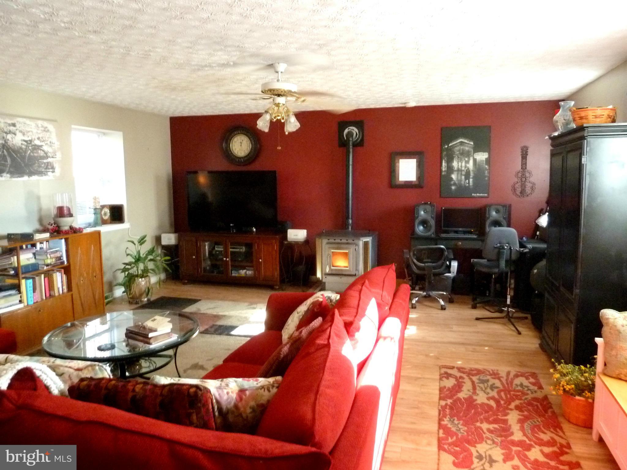 BUNKER HILL HEIGHTS - Residential