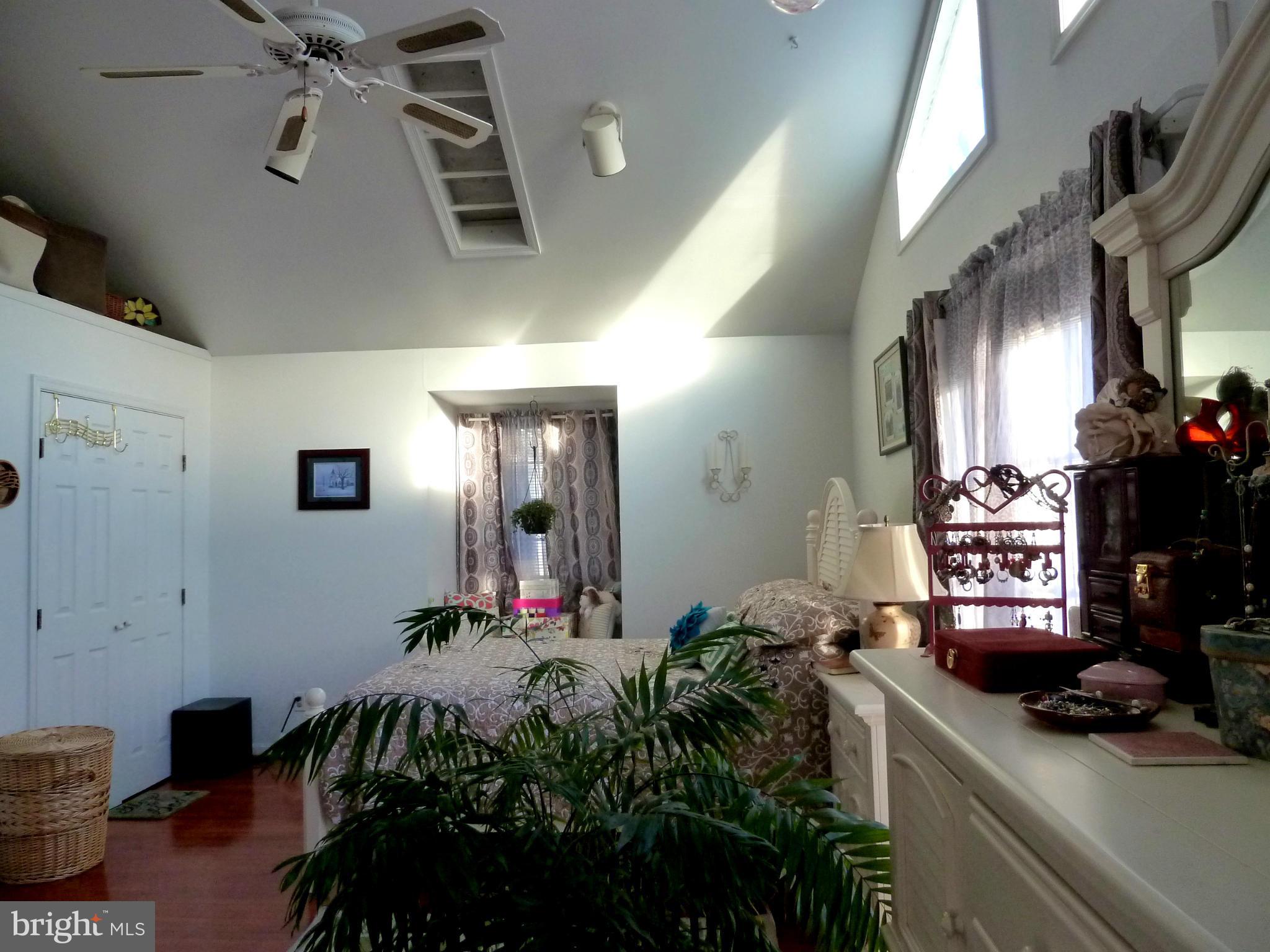 BUNKER HILL HEIGHTS - Residential