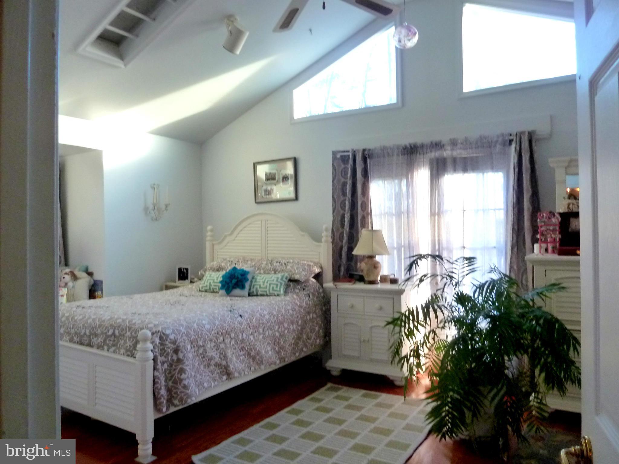 BUNKER HILL HEIGHTS - Residential