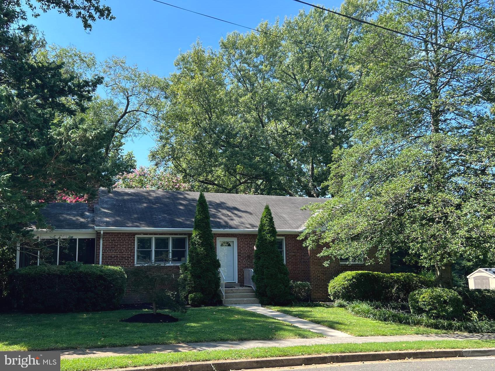 BERKSHIRE OAKWOOD - Residential Lease