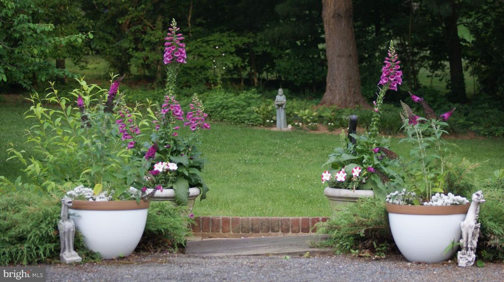 Photo of 345 Blossom Hill Drive, Lancaster, PA 17601 (MLS # PALA2048814)