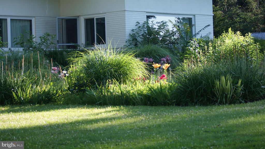 Photo of 345 Blossom Hill Drive, Lancaster, PA 17601 (MLS # PALA2048814)