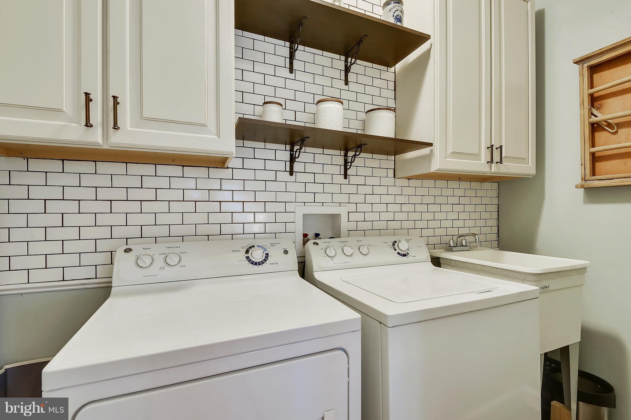 DEEP CREEK VILLAGE - Residential