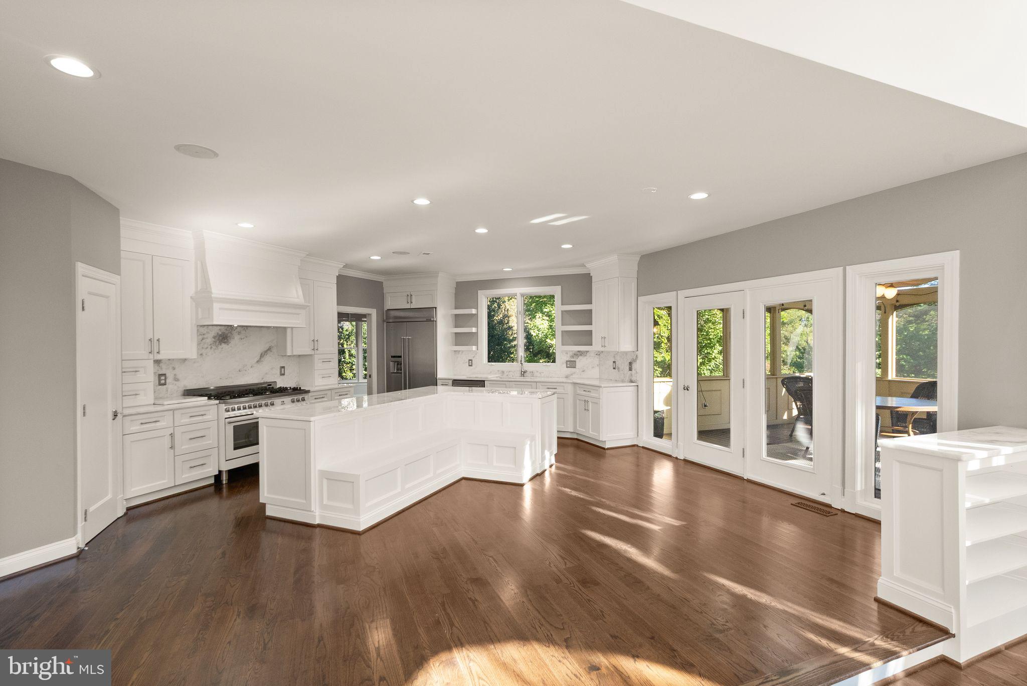 LAKE MANASSAS ESTATES - Residential