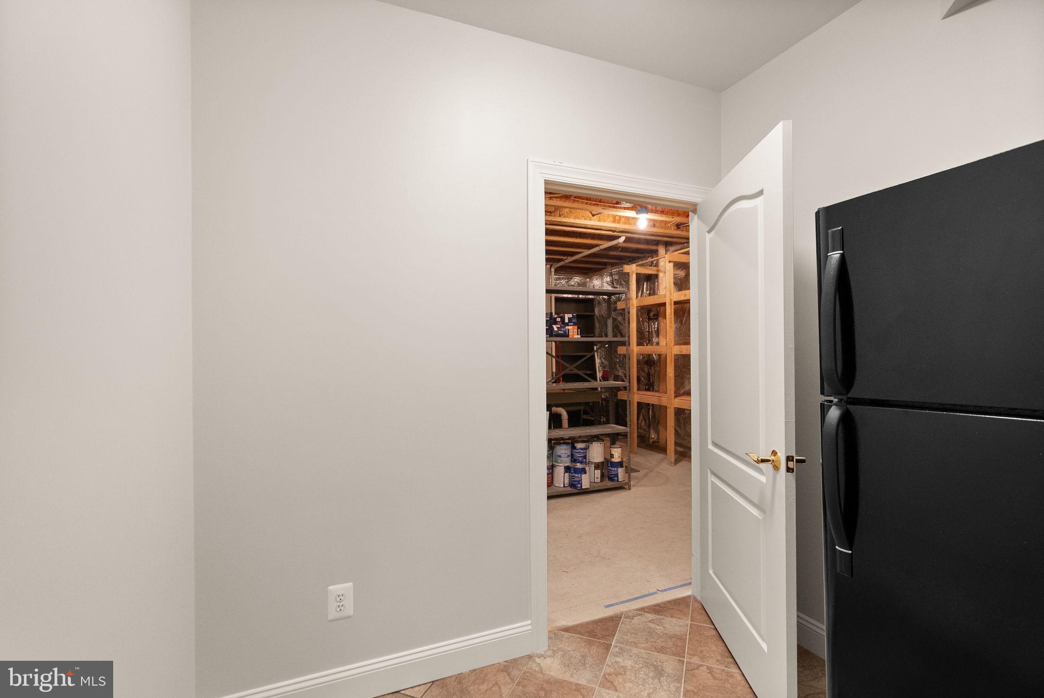 LAKE MANASSAS ESTATES - Residential