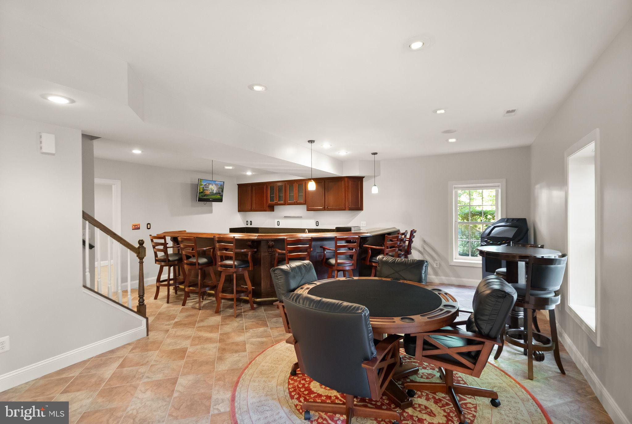 LAKE MANASSAS ESTATES - Residential