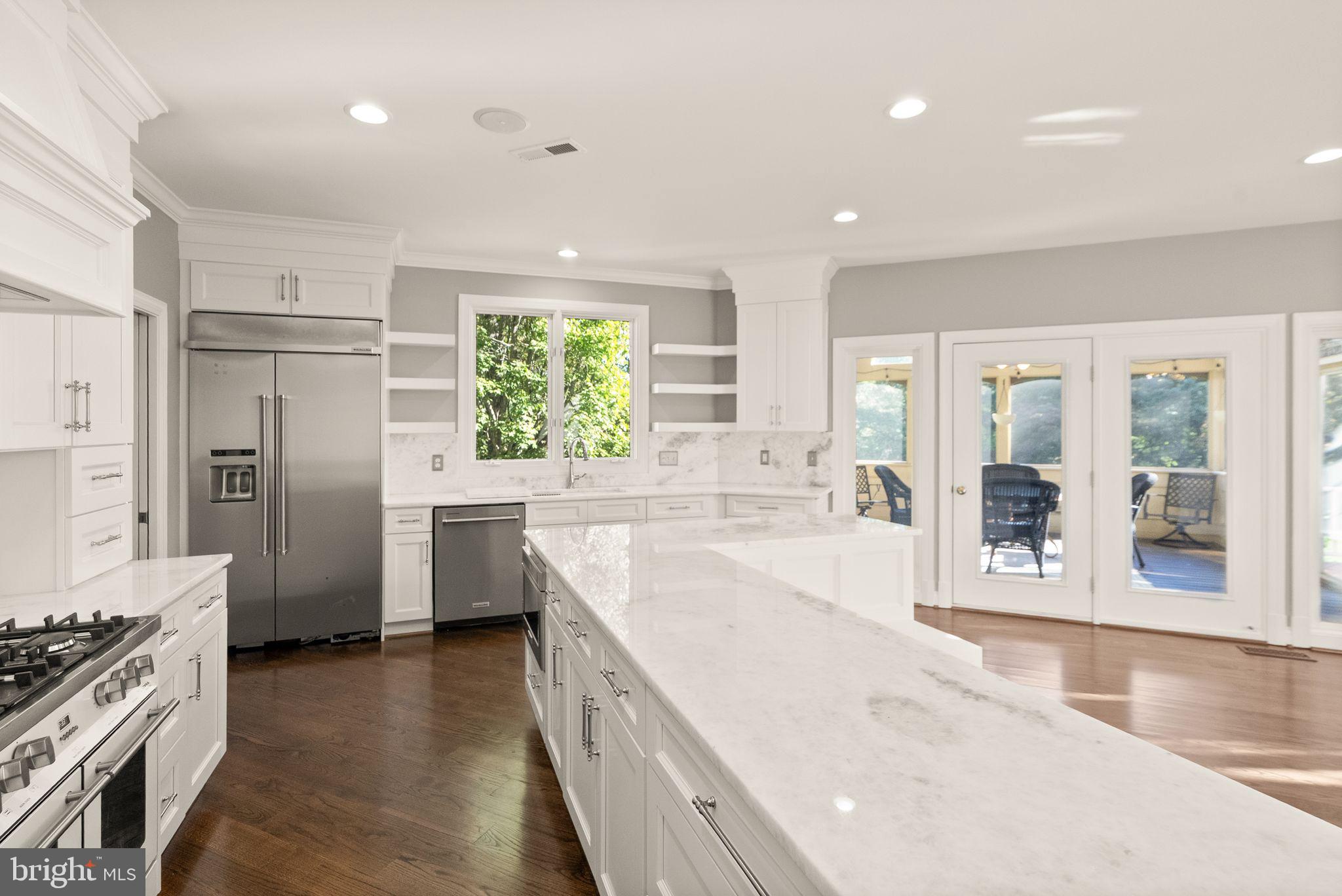 LAKE MANASSAS ESTATES - Residential