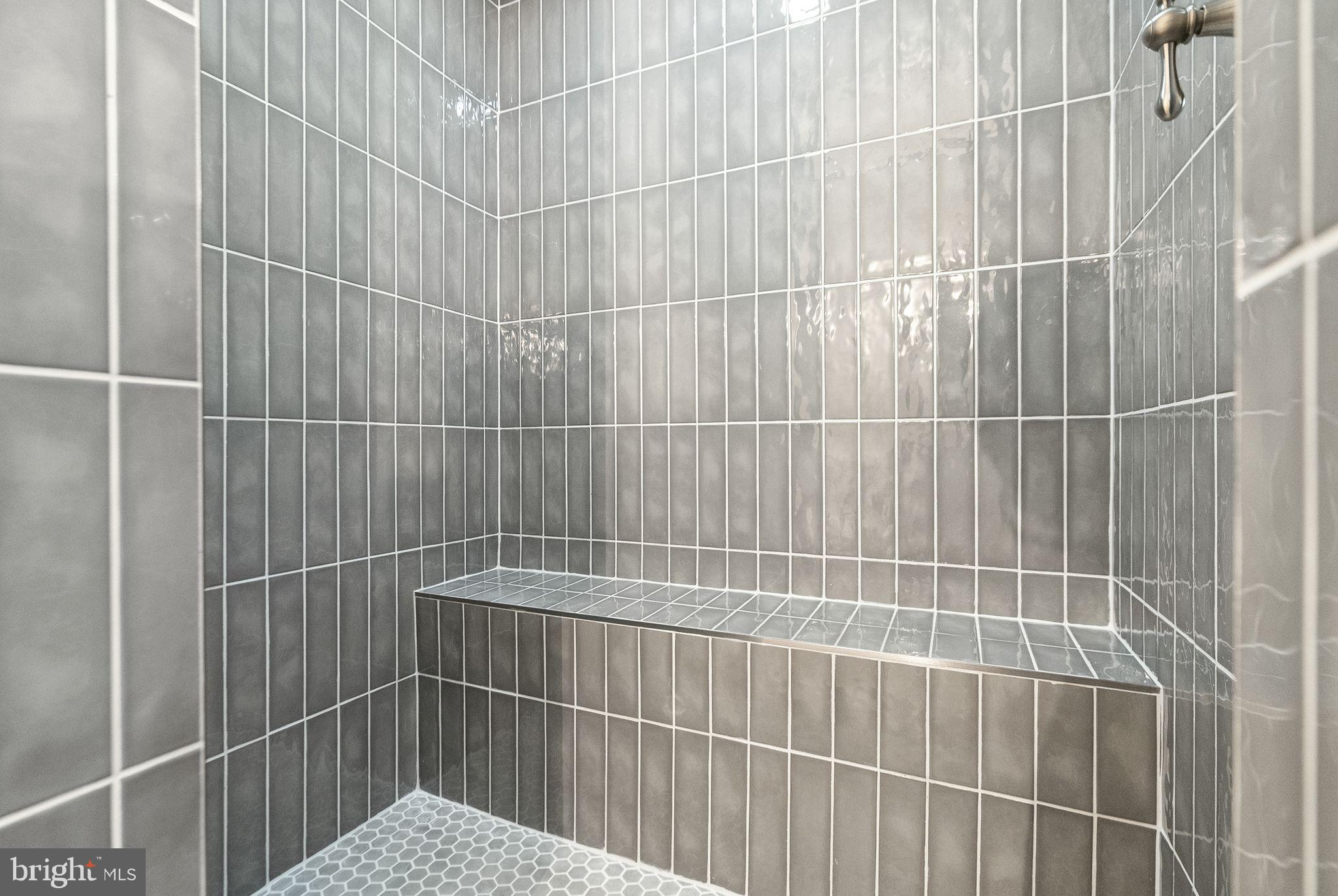 LAKE MANASSAS ESTATES - Residential