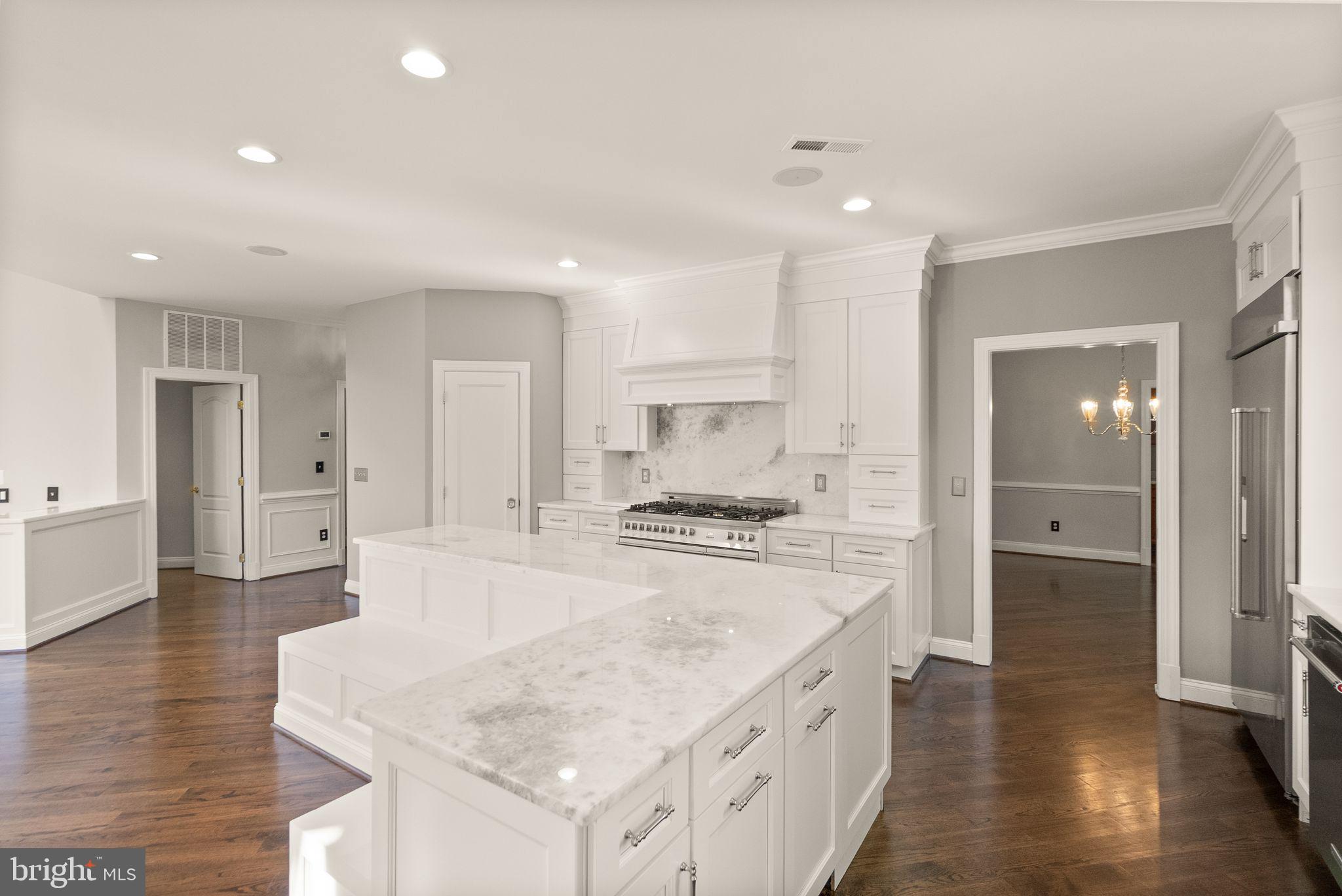 LAKE MANASSAS ESTATES - Residential