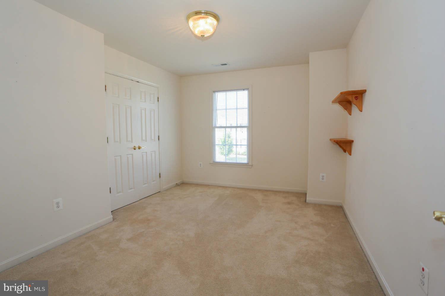 SALEM FIELDS - Residential