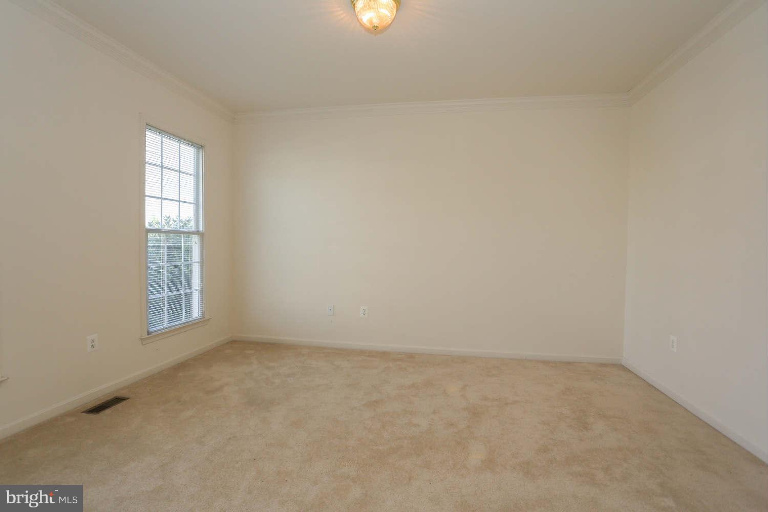 SALEM FIELDS - Residential