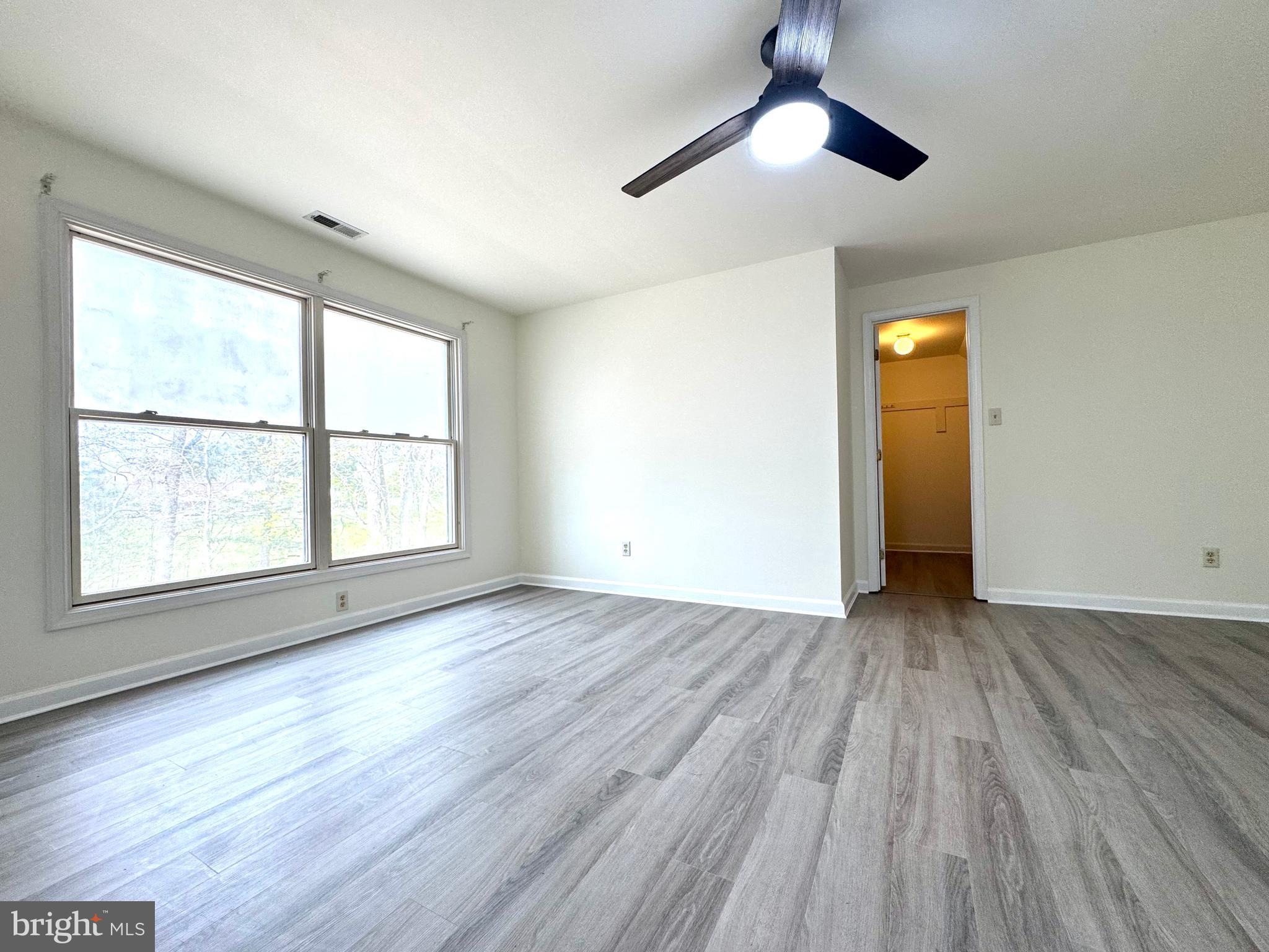 WHITE OAK - Residential