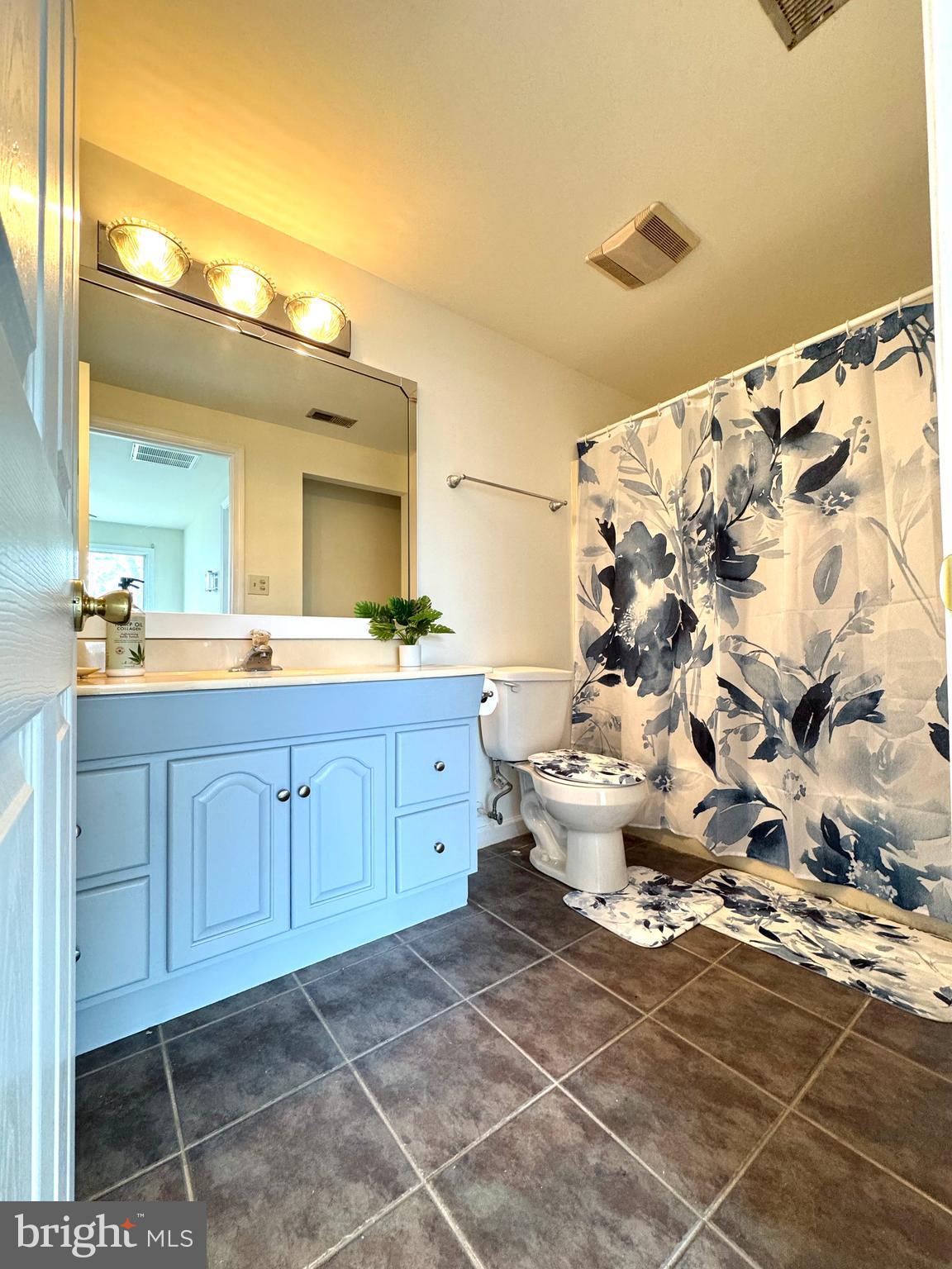 WHITE OAK - Residential