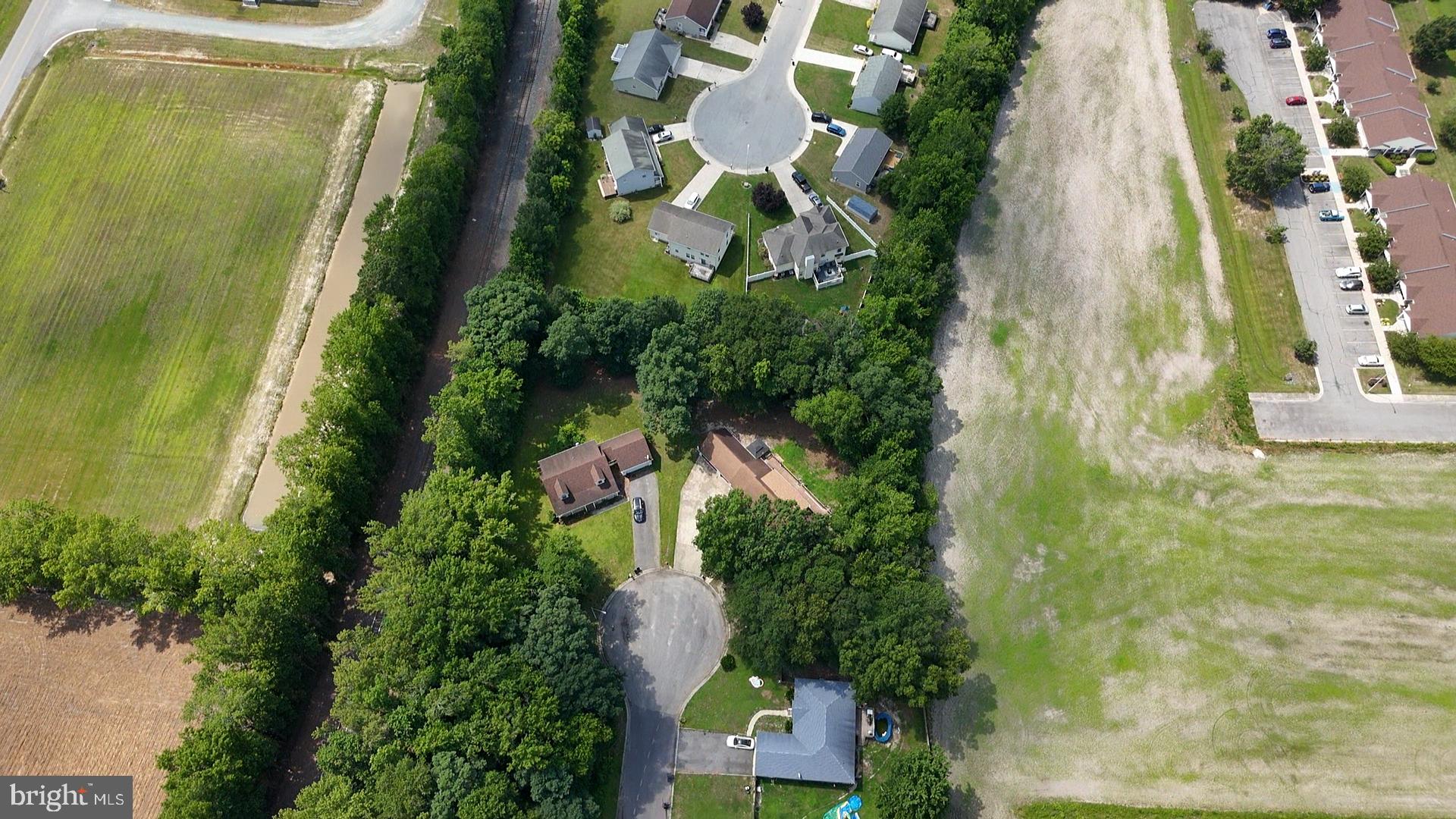 WHITE OAK - Residential