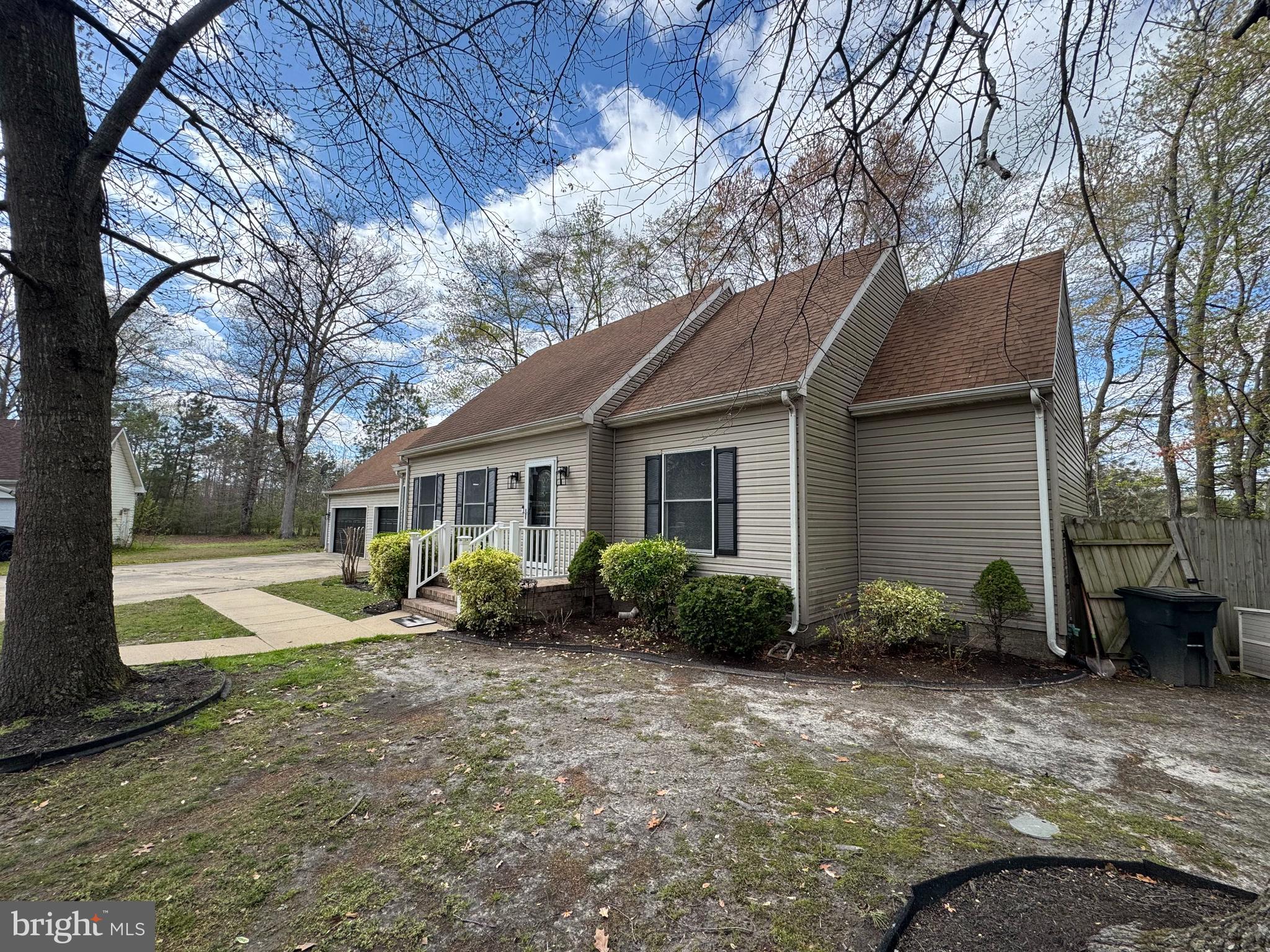 WHITE OAK - Residential