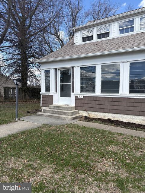 Homes For Sale - 327 E Main Street<br/> Cecil County, CECILTON, MD 21913