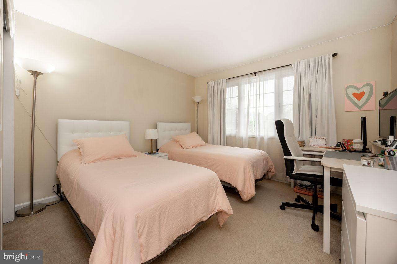 CHESTERBROOK - Residential
