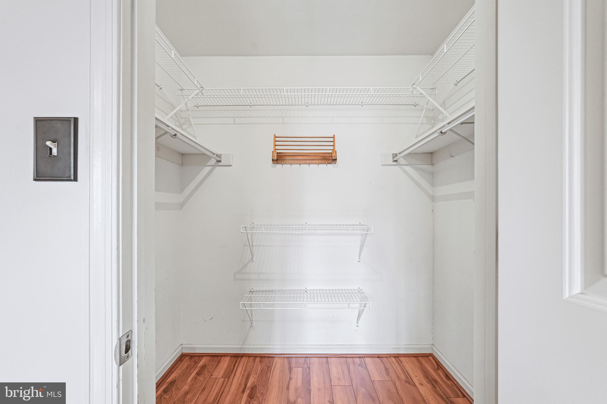 ACADEMY HILLS - Residential