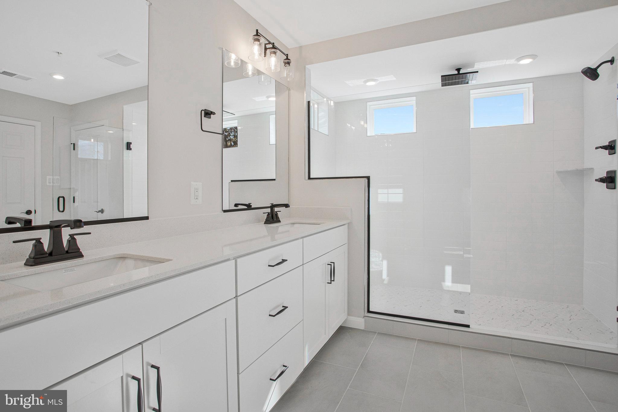 VINCENT ESTATES - Residential