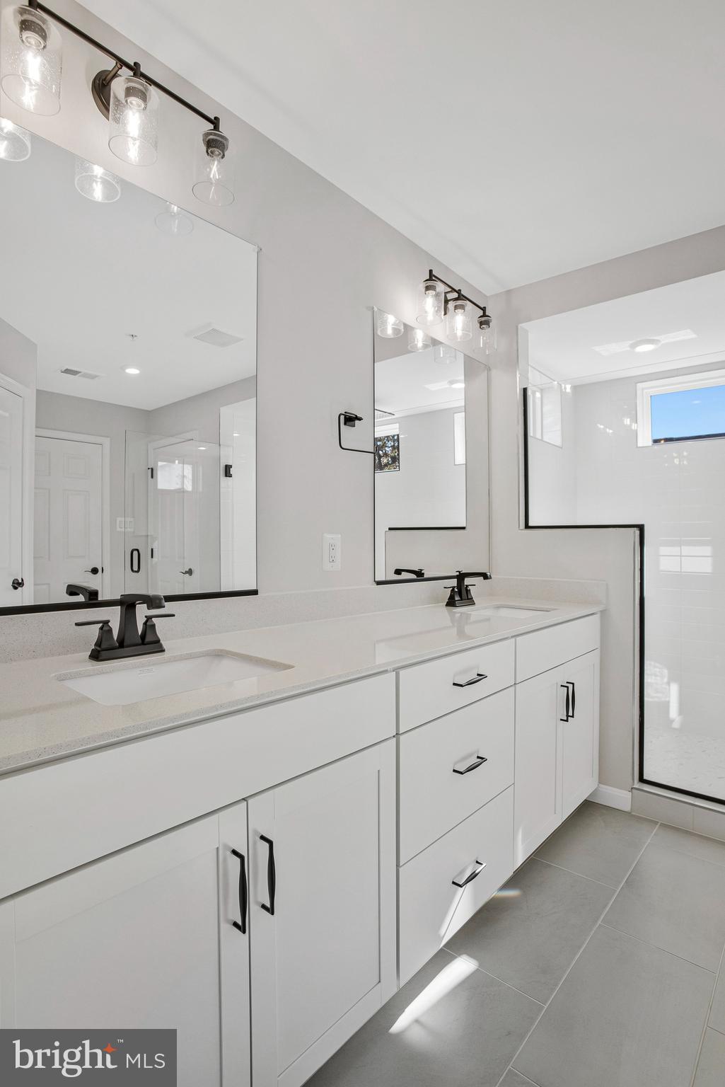 VINCENT ESTATES - Residential