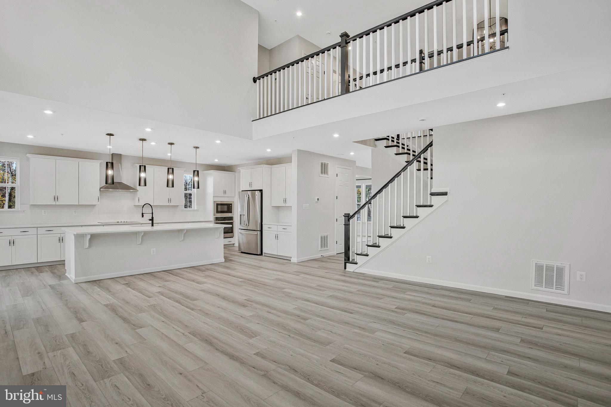 VINCENT ESTATES - Residential