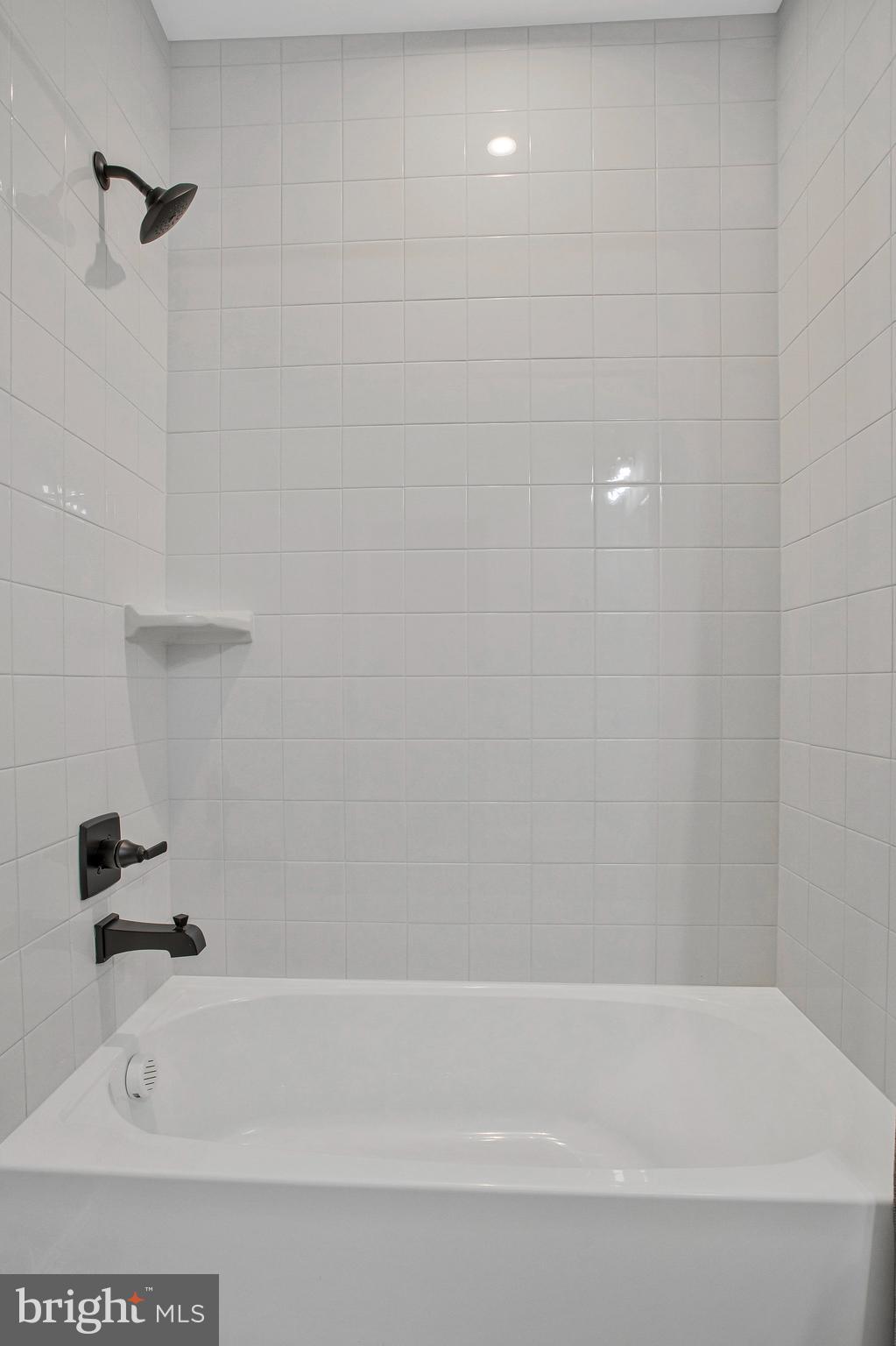 VINCENT ESTATES - Residential