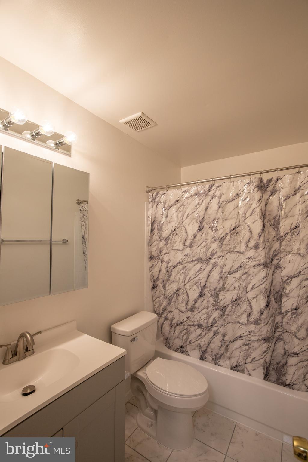 DALE CITY - Residential