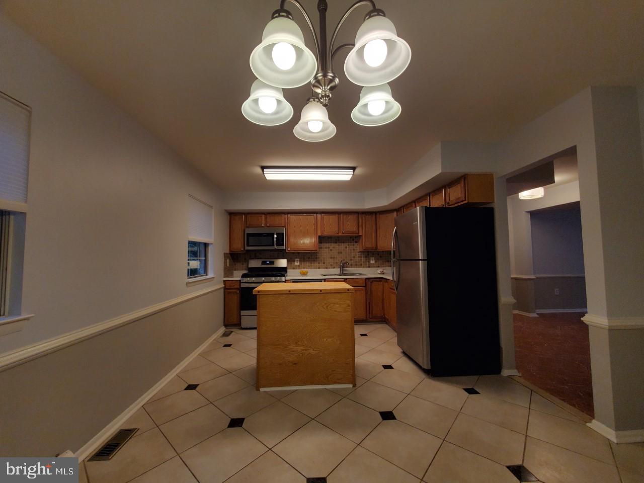 DALE CITY - Residential