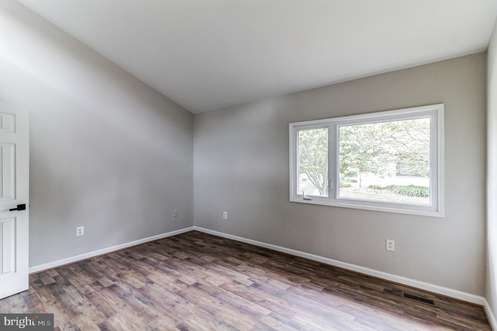 VILLAGE OF CLARYS FOREST - Residential