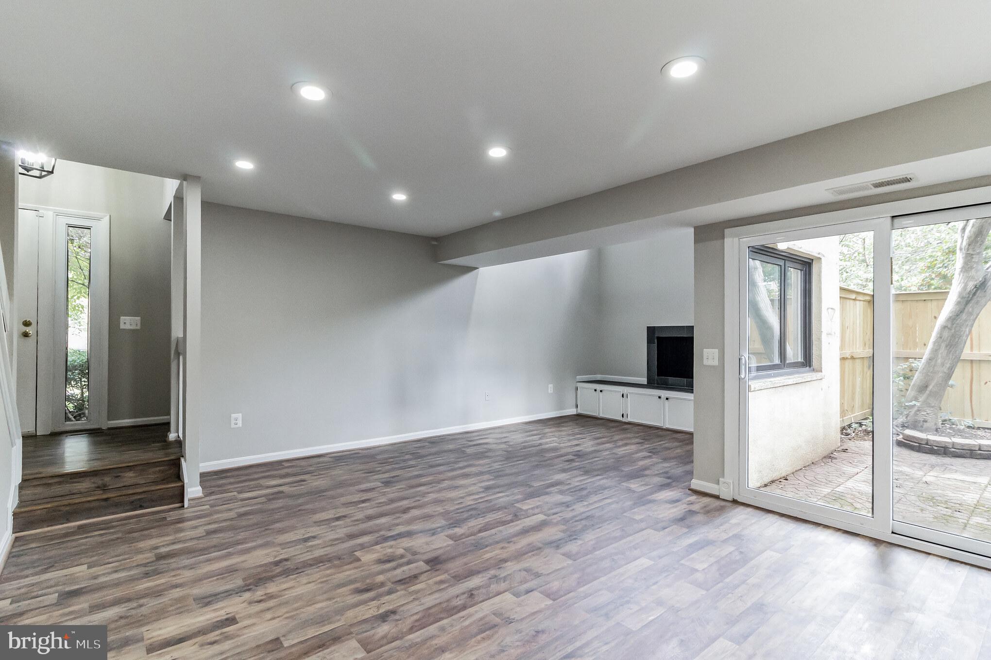 VILLAGE OF CLARYS FOREST - Residential