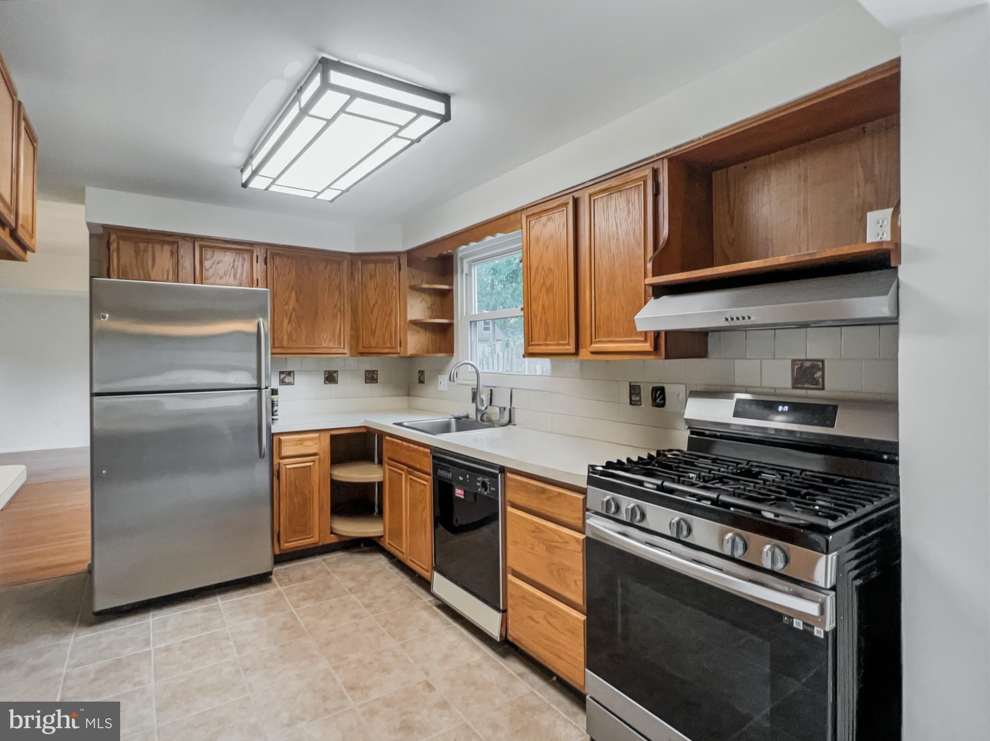 WEST LAUREL - Residential