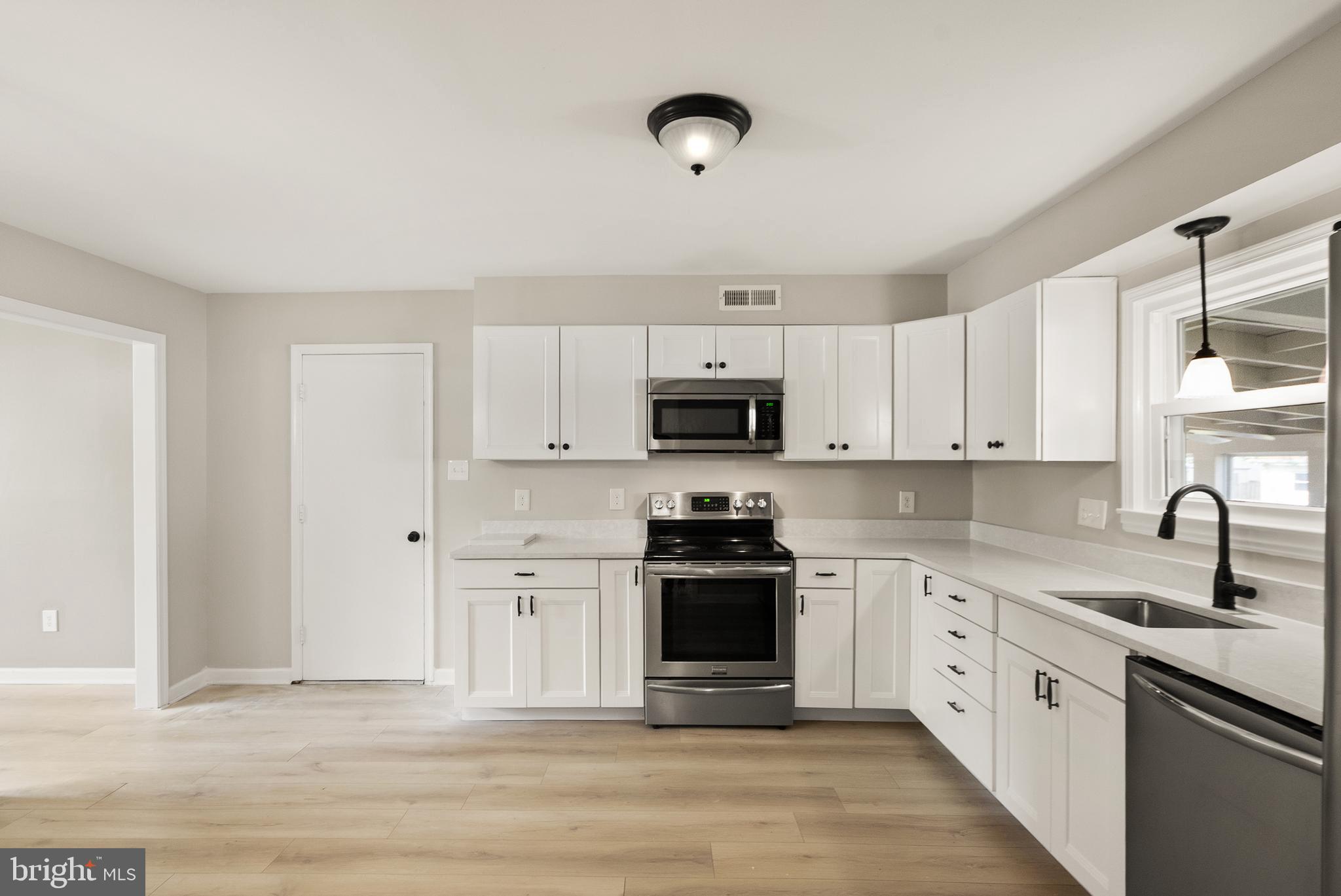 STERLING  PARK - Residential