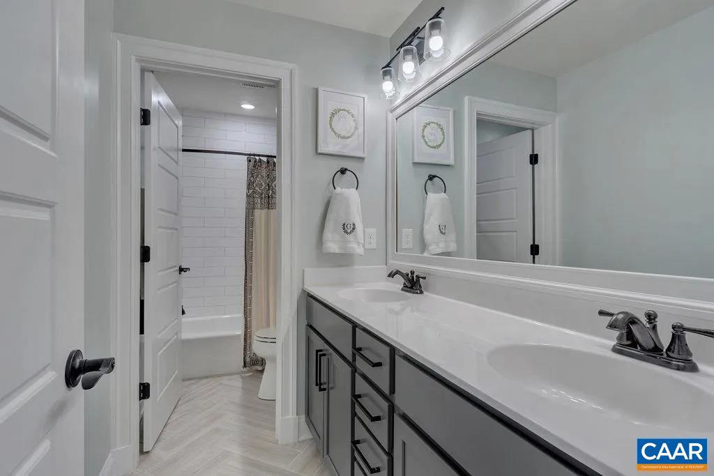 OLD TRAIL - Residential