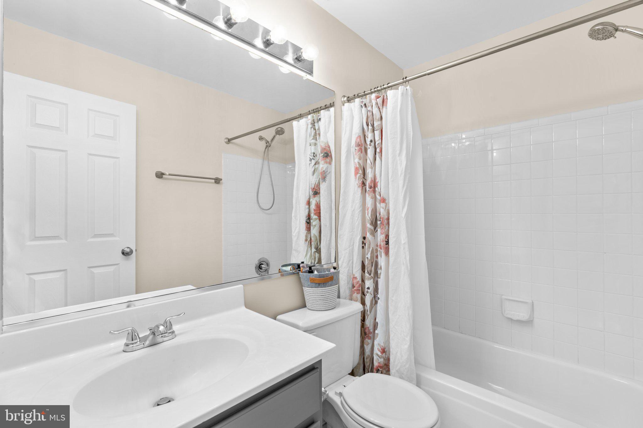 MANCHESTER FARM - Residential