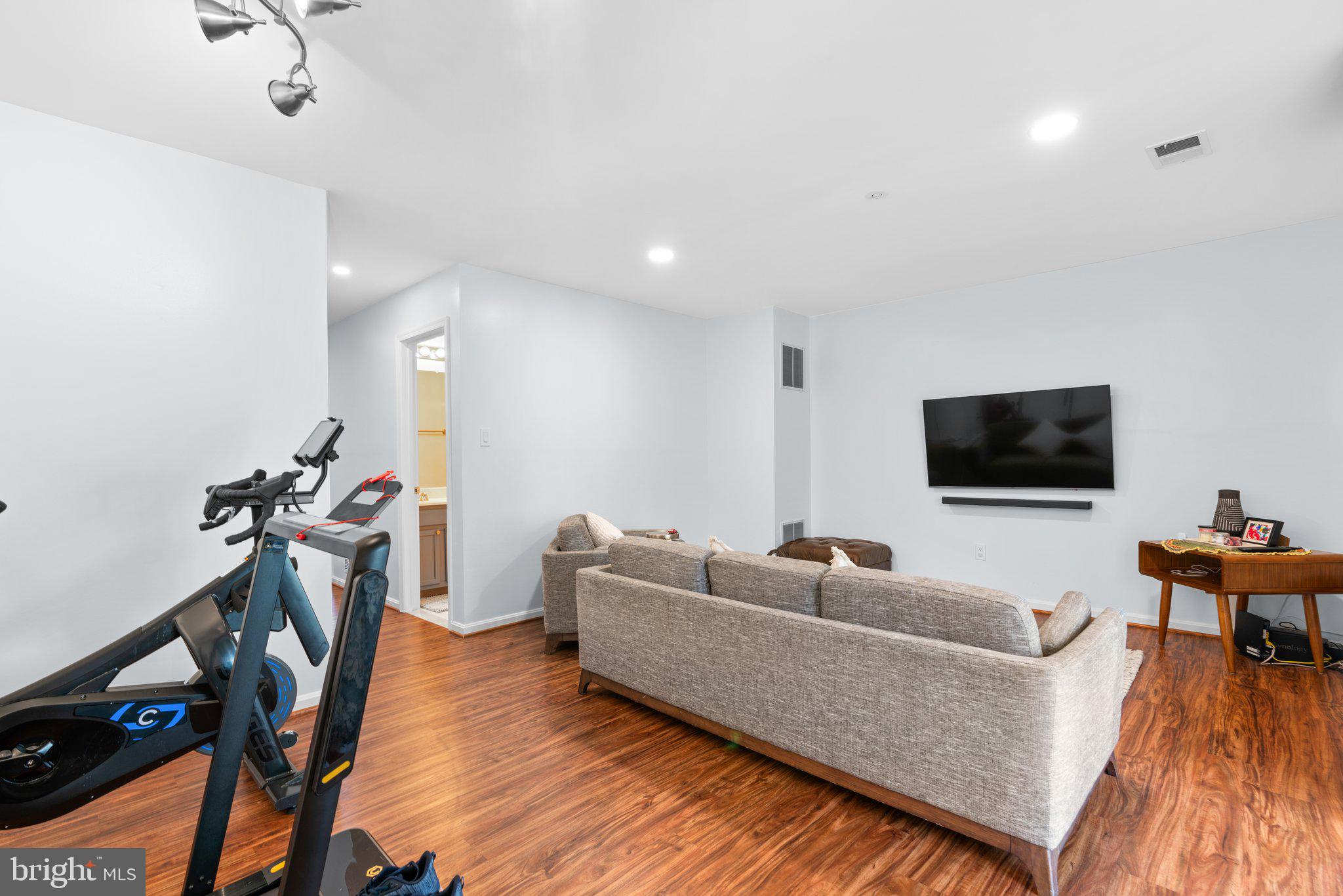 MANCHESTER FARM - Residential