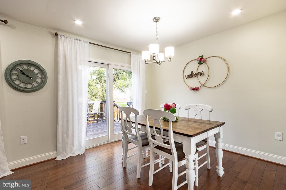 CLINTON - Residential