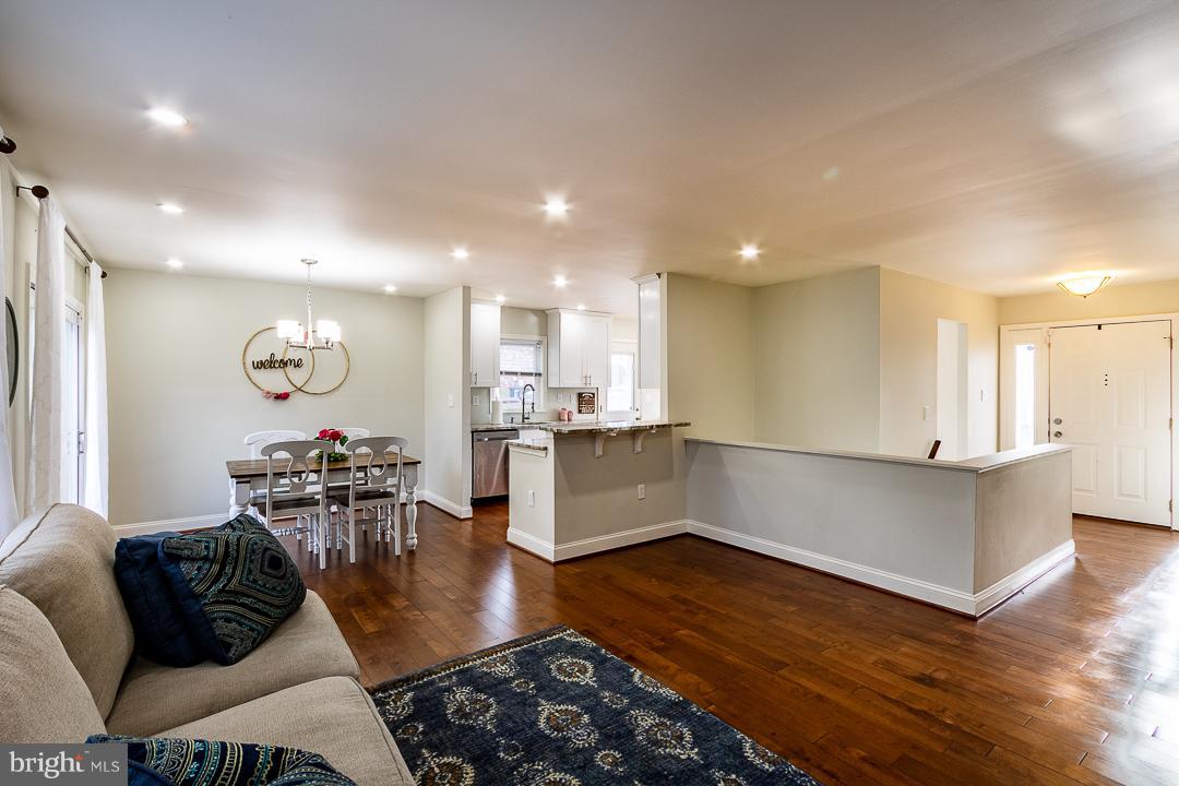 CLINTON - Residential