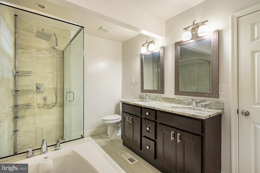 CLINTON - Residential