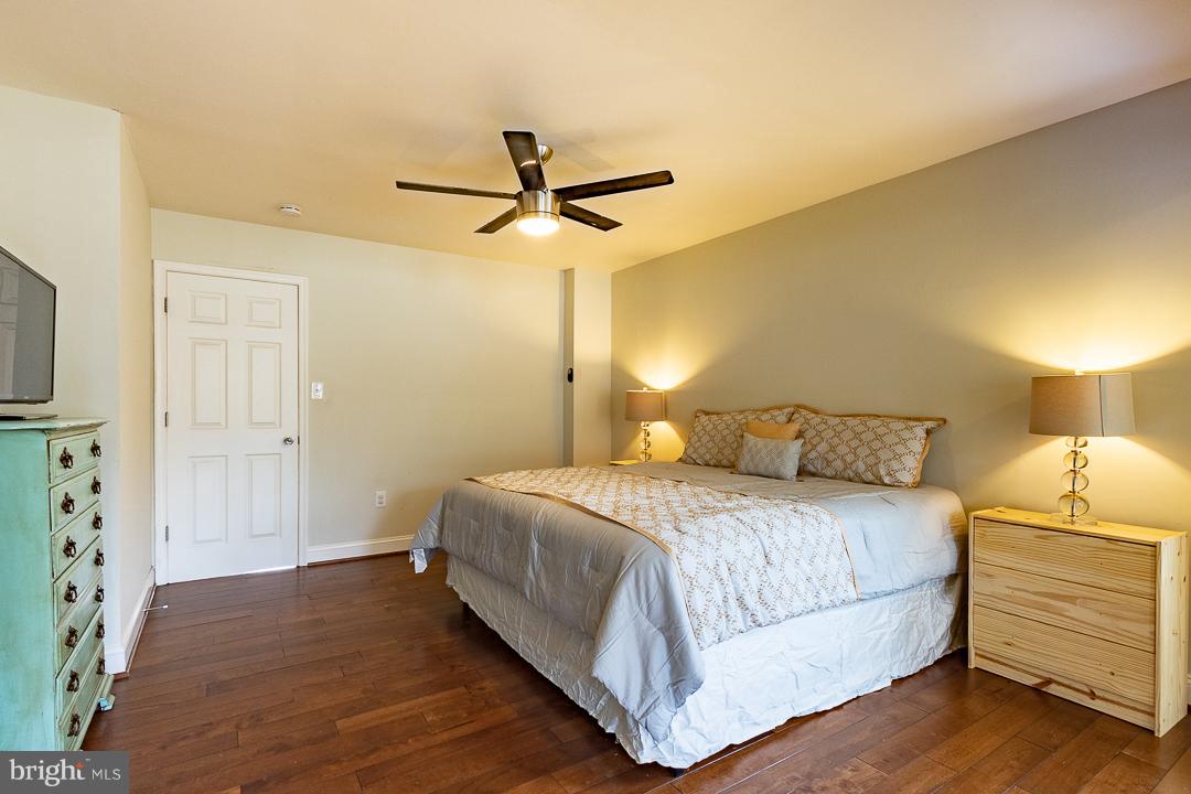 CLINTON - Residential