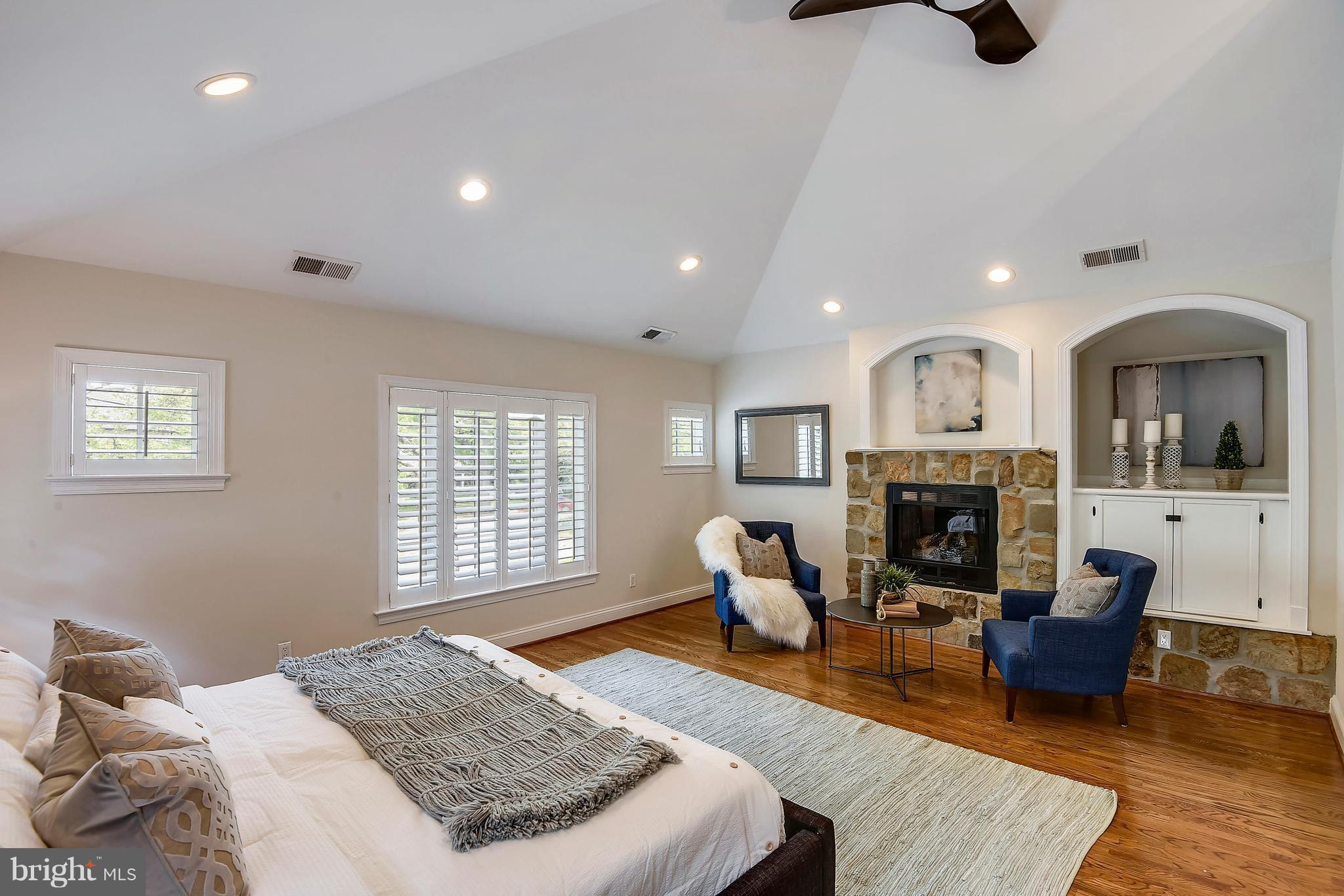 CHEVY CHASE - Residential