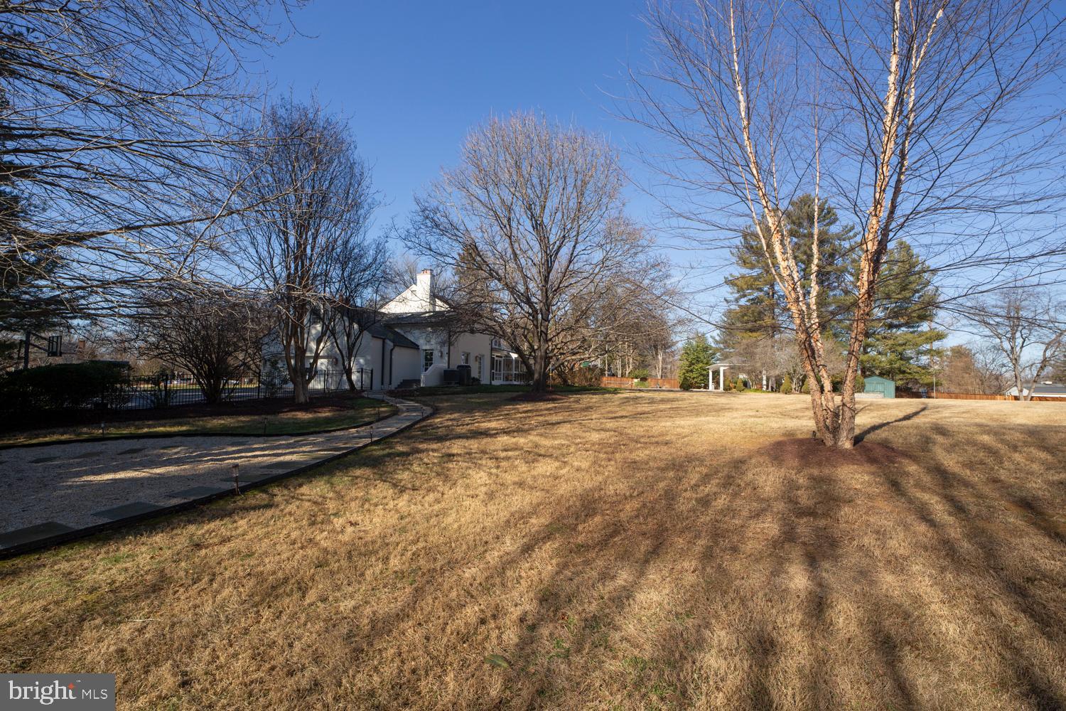 DARNESTOWN OUTSIDE - Residential