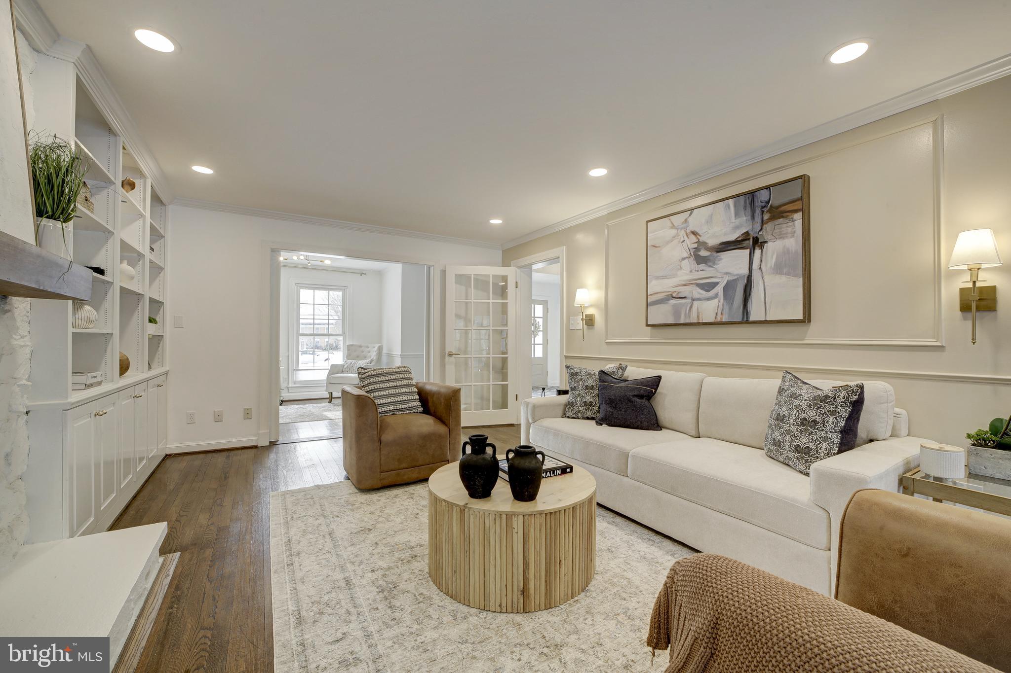 DARNESTOWN OUTSIDE - Residential