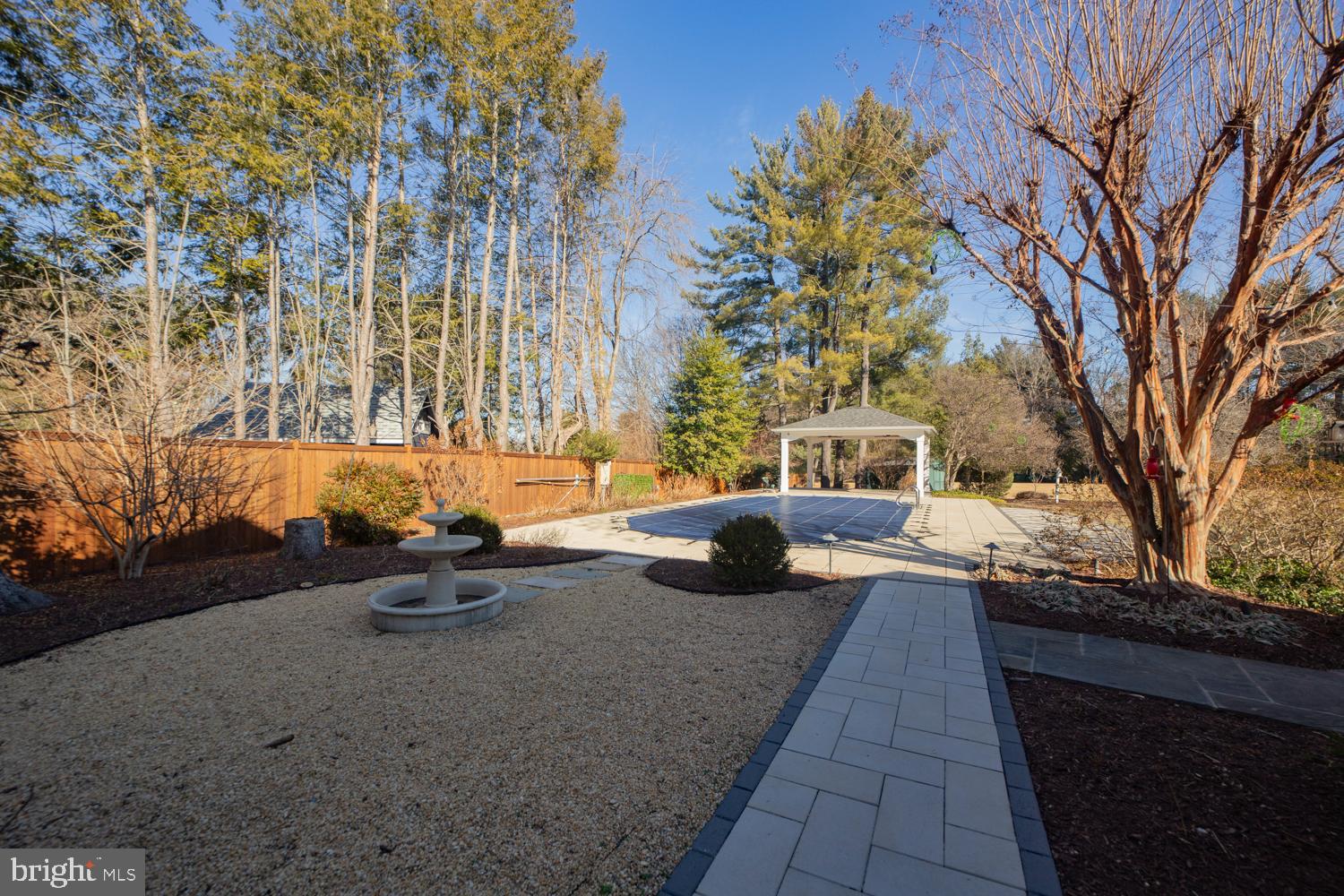 DARNESTOWN OUTSIDE - Residential
