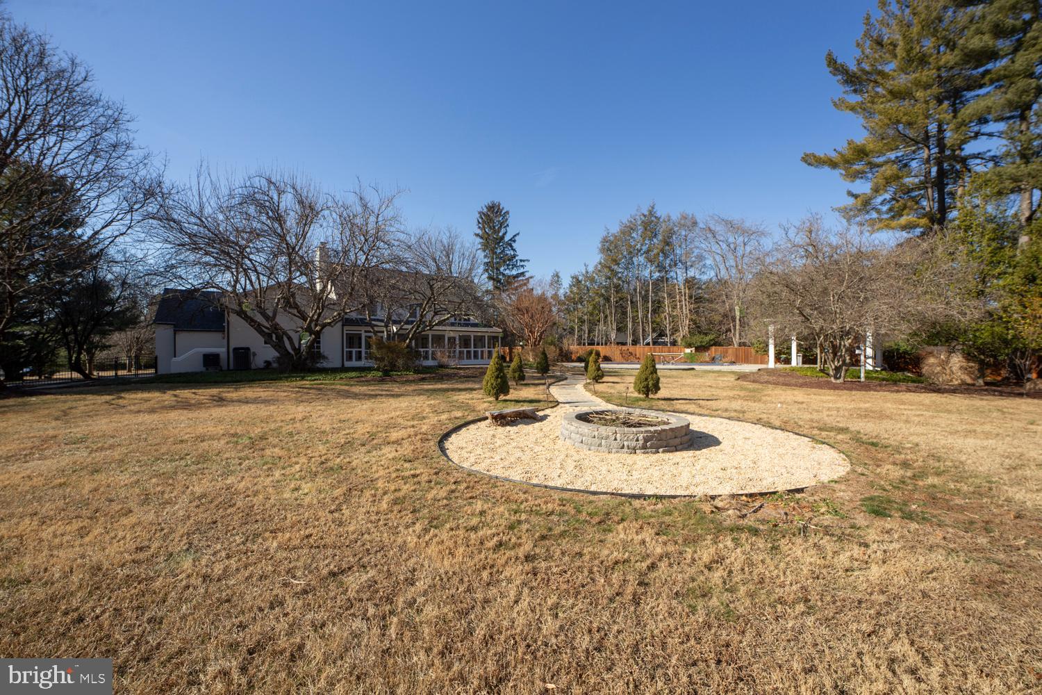 DARNESTOWN OUTSIDE - Residential