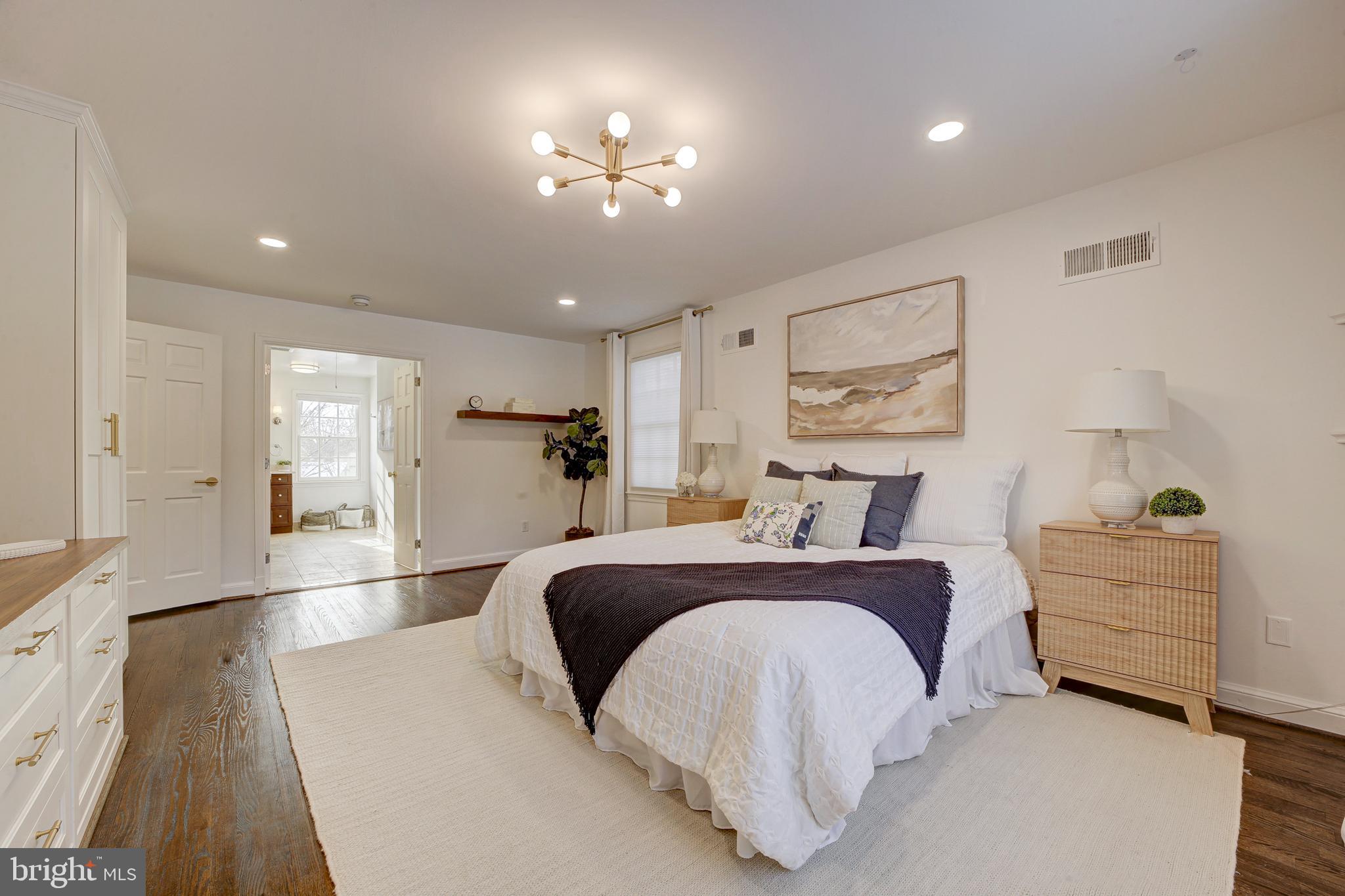 DARNESTOWN OUTSIDE - Residential