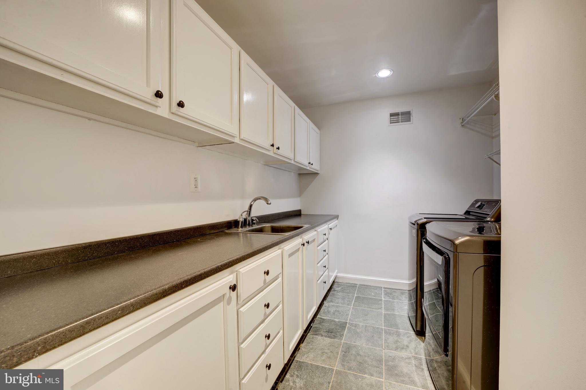 DARNESTOWN OUTSIDE - Residential