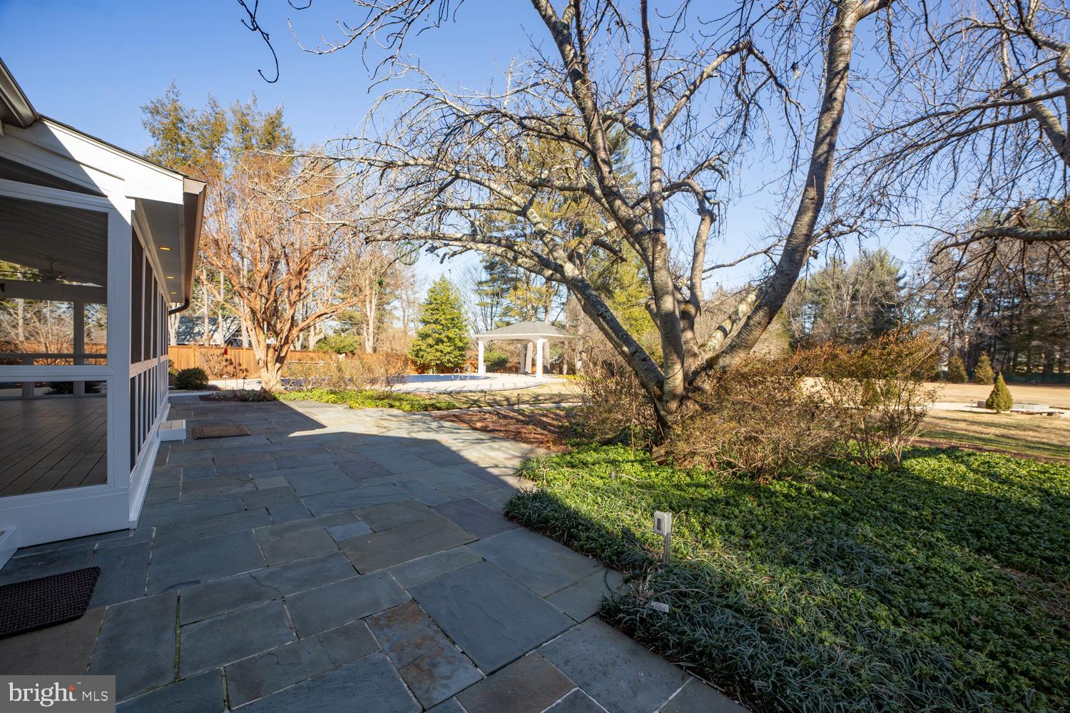 DARNESTOWN OUTSIDE - Residential